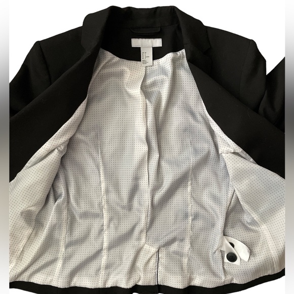 H&M Black Fitted Blazer - Picture 7 of 9